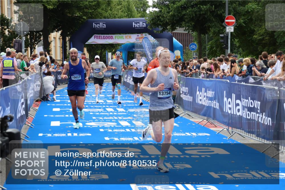 29.06.2025 - hella hamburg halbmarathon Zöllner http://msf.ph/oto/8180535 29.06.2025 10:31:18 Ziel 3201, 3955, 4812, 10017, 10298, 11857, 12232, 13754, 14450, 14548, 19042 meine-sportfotos.de