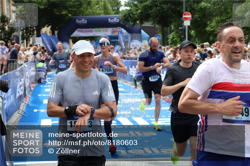 29.06.2025 - hella hamburg halbmarathon Zöllner http://msf.ph/oto/8180603 29.06.2025 10:40:01 Ziel 1603, 2563, 3626, 4766, 5050, 5375, 6080, 7981, 8467, 8574, 15421 meine-sportfotos.de