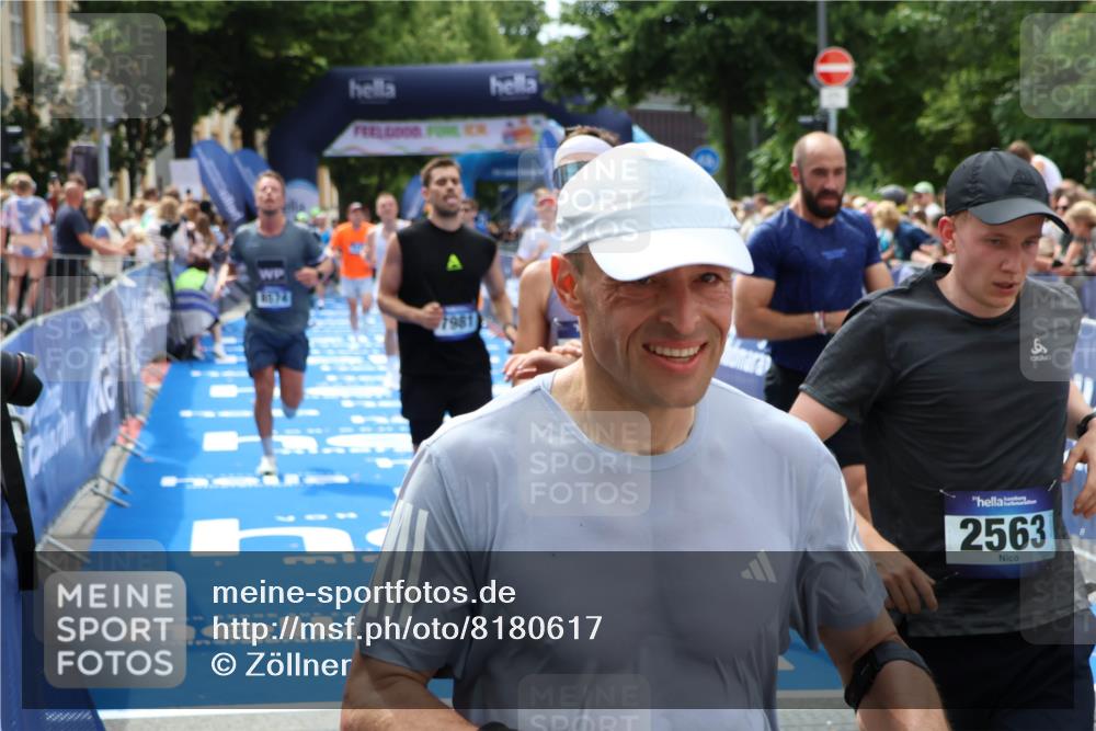 29.06.2025 - hella hamburg halbmarathon Zöllner http://msf.ph/oto/8180617 29.06.2025 10:40:01 Ziel 1603, 2563, 3626, 4766, 5050, 5375, 6080, 7981, 8467, 8574, 15421 meine-sportfotos.de