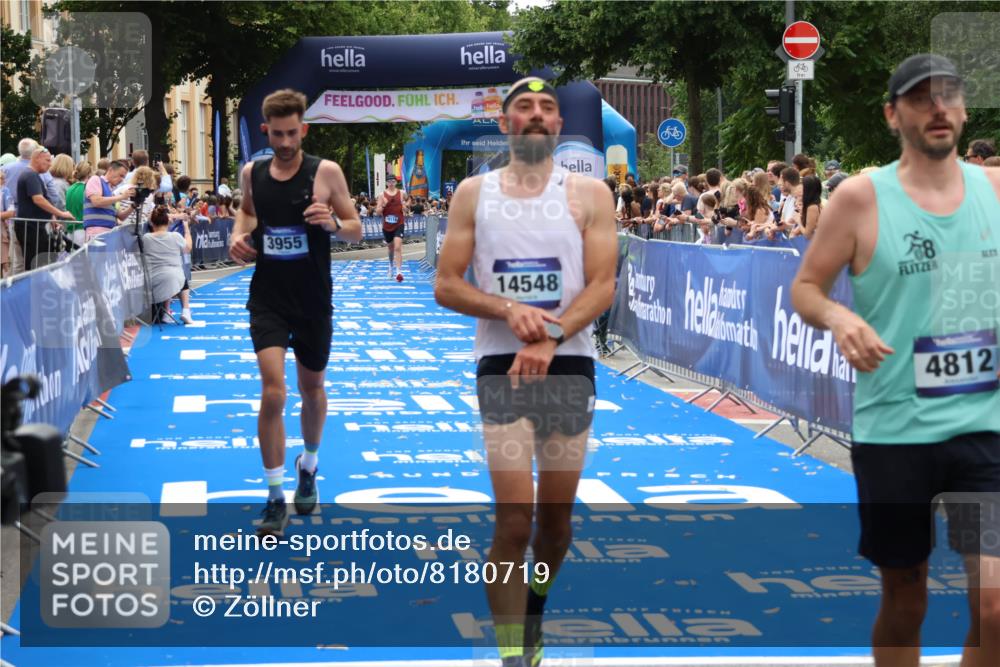 29.06.2025 - hella hamburg halbmarathon Zöllner http://msf.ph/oto/8180719 29.06.2025 10:31:25 Ziel 3955, 4812, 14548, 19118 meine-sportfotos.de