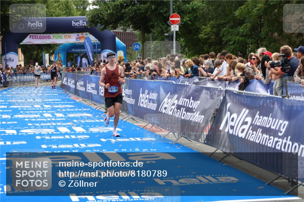 29.06.2025 - hella hamburg halbmarathon Zöllner http://msf.ph/oto/8180789 29.06.2025 10:31:31 Ziel 19118 meine-sportfotos.de
