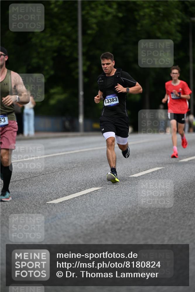 29.06.2025 - hella hamburg halbmarathon Dr. Thomas Lammeyer http://msf.ph/oto/8180824 29.06.2025 09:47:13 Kennedybrücke 1122, 1953, 2483, 3189, 3379, 5308, 5344, 7231, 7793, 9079, 10173, 10351, 11150 meine-sportfotos.de