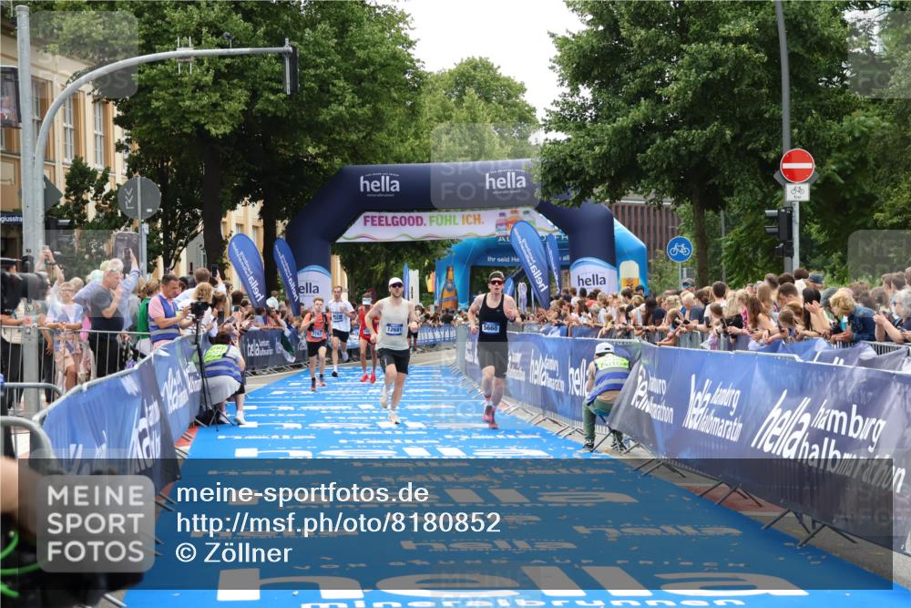 29.06.2025 - hella hamburg halbmarathon Zöllner http://msf.ph/oto/8180852 29.06.2025 10:31:37 Ziel 5660, 7793, 12681, 13617, 15835 meine-sportfotos.de