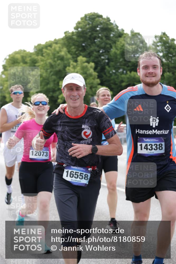 29.06.2025 - hella hamburg halbmarathon Jannik Wohlers http://msf.ph/oto/8180859 29.06.2025 10:22:54 Lombardsbrücke 1362, 2925, 4728, 4793, 6502, 6849, 7820, 8687, 8688, 8716, 8918, 8920, 9301, 9877, 10739, 11798, 11879, 12073, 12874, 14265, 14338, 14510, 14512, 14821, 16416, 16558, 17013, 17099, 17207, 17299, 17719, 18089, 18332 meine-sportfotos.de