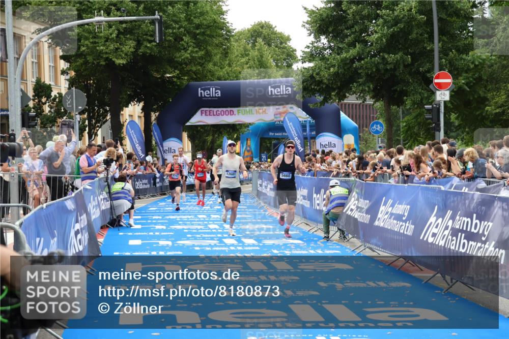 29.06.2025 - hella hamburg halbmarathon Zöllner http://msf.ph/oto/8180873 29.06.2025 10:31:38 Ziel 5660, 7793, 12681, 13617, 15835 meine-sportfotos.de
