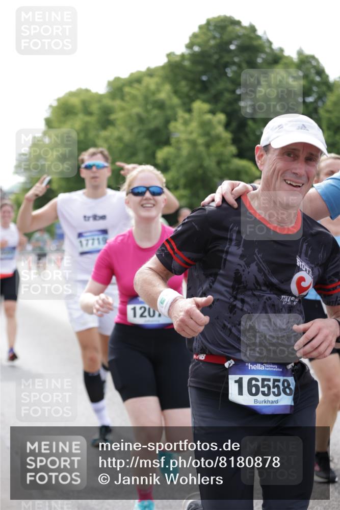 29.06.2025 - hella hamburg halbmarathon Jannik Wohlers http://msf.ph/oto/8180878 29.06.2025 10:22:54 Lombardsbrücke 1362, 2925, 4728, 4793, 6502, 6849, 7820, 8687, 8688, 8716, 8918, 8920, 9301, 9877, 10739, 11798, 11879, 12073, 12874, 14265, 14338, 14510, 14512, 14821, 16416, 16558, 17013, 17099, 17207, 17299, 17719, 18089, 18332 meine-sportfotos.de