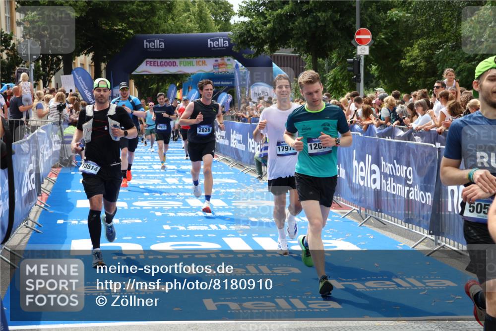29.06.2025 - hella hamburg halbmarathon Zöllner http://msf.ph/oto/8180910 29.06.2025 10:40:10 Ziel 2826, 4381, 5007, 5050, 5508, 5916, 6080, 7495, 8933, 12091, 13514, 15424, 17973 meine-sportfotos.de