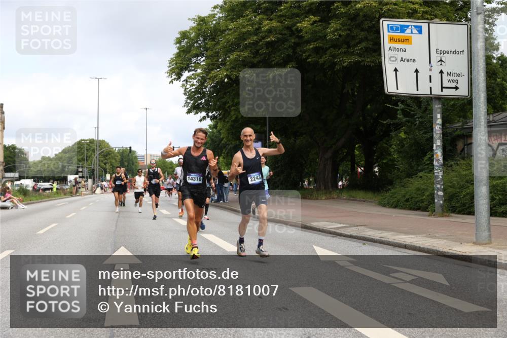29.06.2025 - hella hamburg halbmarathon Yannick Fuchs http://msf.ph/oto/8181007 29.06.2025 10:28:41 20KM 1053, 1396, 1743, 2228, 2243, 2879, 4246, 5193, 6305, 8312, 9345, 9376, 10865, 11227, 12595, 13066, 13493, 13494, 13618, 13771, 14289, 14310, 14448, 14549, 14784, 15268, 15500, 15887, 16148, 16243, 16724, 17191, 17489, 17751, 17877, 18099, 18906 meine-sportfotos.de