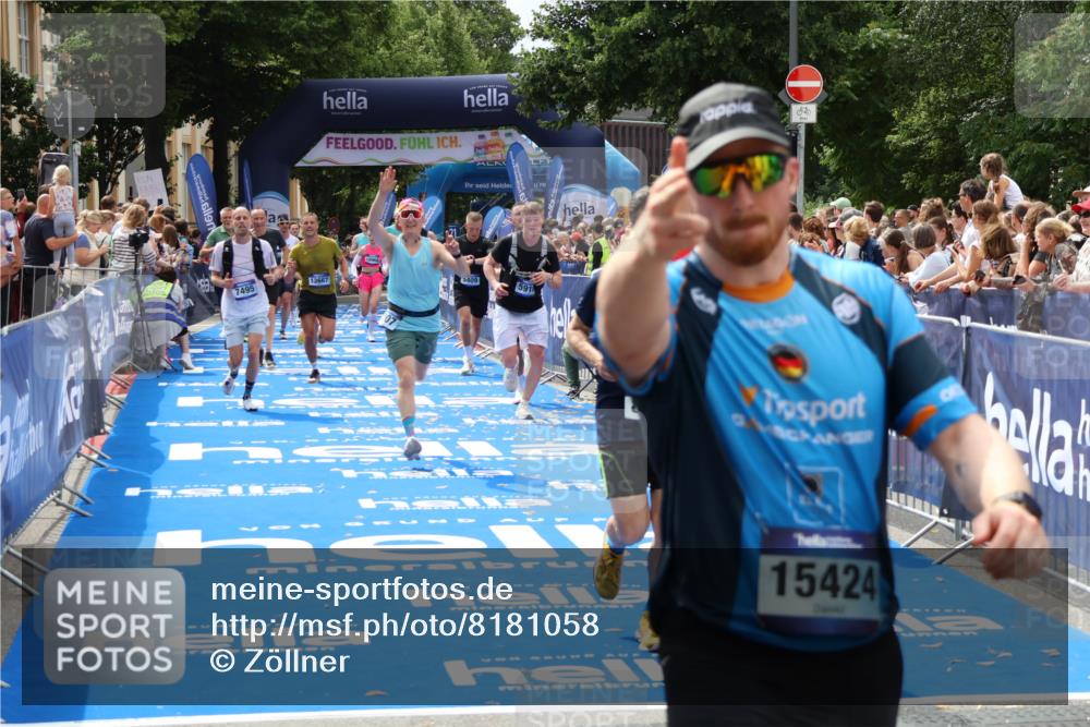 29.06.2025 - hella hamburg halbmarathon Zöllner http://msf.ph/oto/8181058 29.06.2025 10:40:15 Ziel 3547, 4381, 5007, 5409, 5410, 5508, 5803, 5916, 7495, 8465, 8933, 10968, 11731, 12704, 13667, 14699, 18614, 18979 meine-sportfotos.de