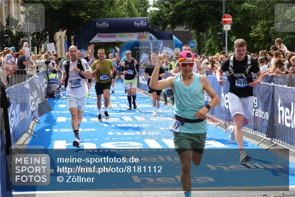 29.06.2025 - hella hamburg halbmarathon Zöllner http://msf.ph/oto/8181112 29.06.2025 10:40:17 Ziel 3547, 4381, 5007, 5409, 5410, 5508, 5803, 5916, 7495, 8465, 10968, 11731, 12704, 13667, 14699, 18614, 18979 meine-sportfotos.de