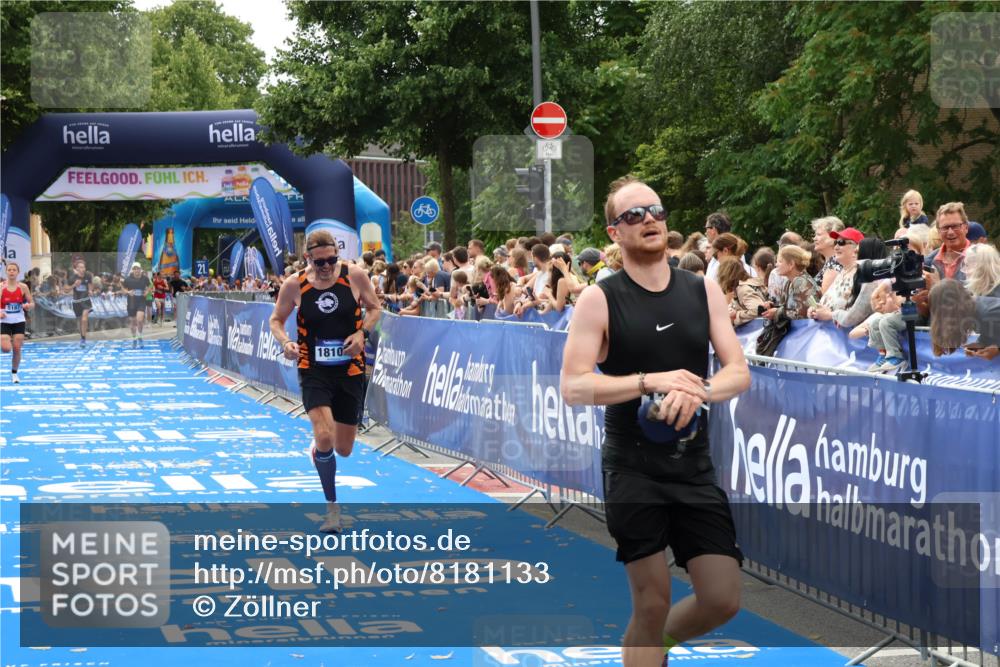 29.06.2025 - hella hamburg halbmarathon Zöllner http://msf.ph/oto/8181133 29.06.2025 10:31:48 Ziel 5187, 13606, 18102 meine-sportfotos.de