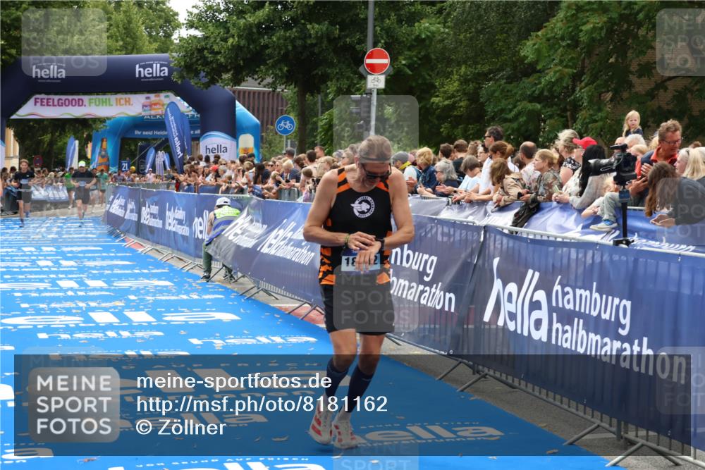 29.06.2025 - hella hamburg halbmarathon Zöllner http://msf.ph/oto/8181162 29.06.2025 10:31:49 Ziel 5187, 11929, 18102 meine-sportfotos.de