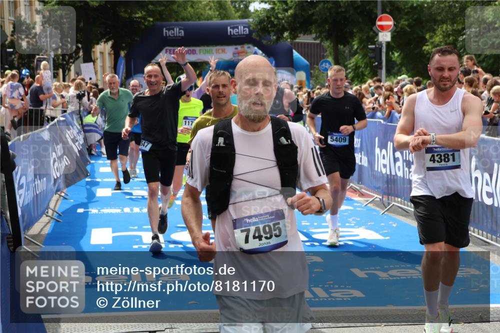 29.06.2025 - hella hamburg halbmarathon Zöllner http://msf.ph/oto/8181170 29.06.2025 10:40:19 Ziel 3547, 4381, 5409, 5410, 5803, 8465, 10968, 11731, 12704, 13667, 14699, 18614, 18979 meine-sportfotos.de