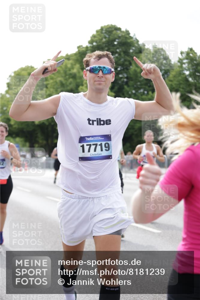 29.06.2025 - hella hamburg halbmarathon Jannik Wohlers http://msf.ph/oto/8181239 29.06.2025 10:22:55 Lombardsbrücke 1362, 2925, 4728, 4793, 6502, 6849, 7820, 8687, 8688, 8716, 8918, 8920, 9301, 9877, 10739, 11798, 11879, 12073, 12874, 14265, 14338, 14510, 14512, 14821, 16416, 16558, 17013, 17099, 17207, 17299, 17719, 18089, 18332 meine-sportfotos.de