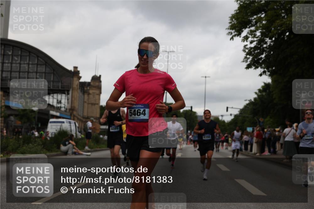 29.06.2025 - hella hamburg halbmarathon Yannick Fuchs http://msf.ph/oto/8181383 29.06.2025 11:01:15 20KM 1355, 2490, 2963, 2964, 3578, 4322, 4494, 5464, 5605, 5670, 6059, 6089, 6181, 6714, 6822, 7571, 8279, 8398, 9165, 9173, 9559, 10213, 10389, 11355, 11416, 11429, 11720, 13173, 14869, 15000, 15150, 15678, 16067, 16099, 16847, 16976, 17569, 17784, 17836, 17880 meine-sportfotos.de