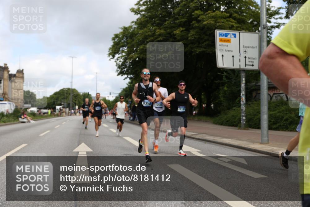 29.06.2025 - hella hamburg halbmarathon Yannick Fuchs http://msf.ph/oto/8181412 29.06.2025 10:28:44 20KM 1053, 1396, 1743, 2228, 2243, 2879, 5193, 6305, 7901, 8312, 9345, 9376, 10865, 11019, 11227, 12595, 13066, 13493, 13494, 13618, 13771, 14289, 14310, 14448, 14549, 14784, 15500, 15887, 16148, 16243, 16724, 17191, 17489, 17751, 17877, 18099, 18906 meine-sportfotos.de