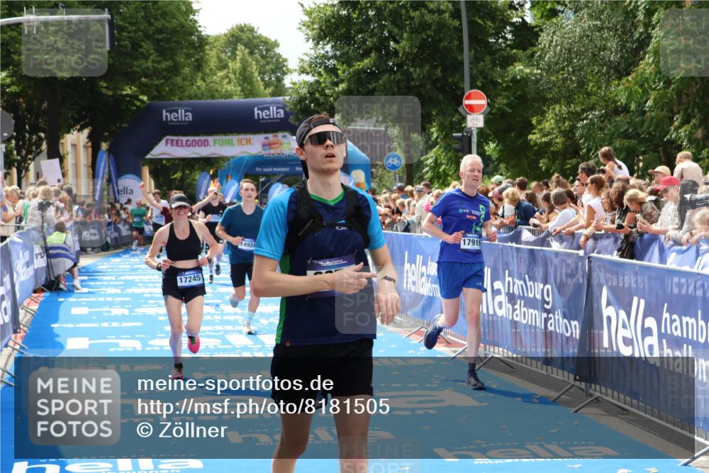 29.06.2025 - hella hamburg halbmarathon Zöllner http://msf.ph/oto/8181505 29.06.2025 10:40:30 Ziel 6649, 7284, 8370, 8966, 10978, 12540, 14924, 15247, 17214, 17245, 17916 meine-sportfotos.de
