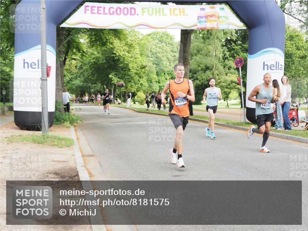 29.06.2025 - hella hamburg halbmarathon MichiJ http://msf.ph/oto/8181575 29.06.2025 10:17:20 Zwischen KM18-KM19 2203, 10848, 14757, 14828, 17893, 18037 meine-sportfotos.de