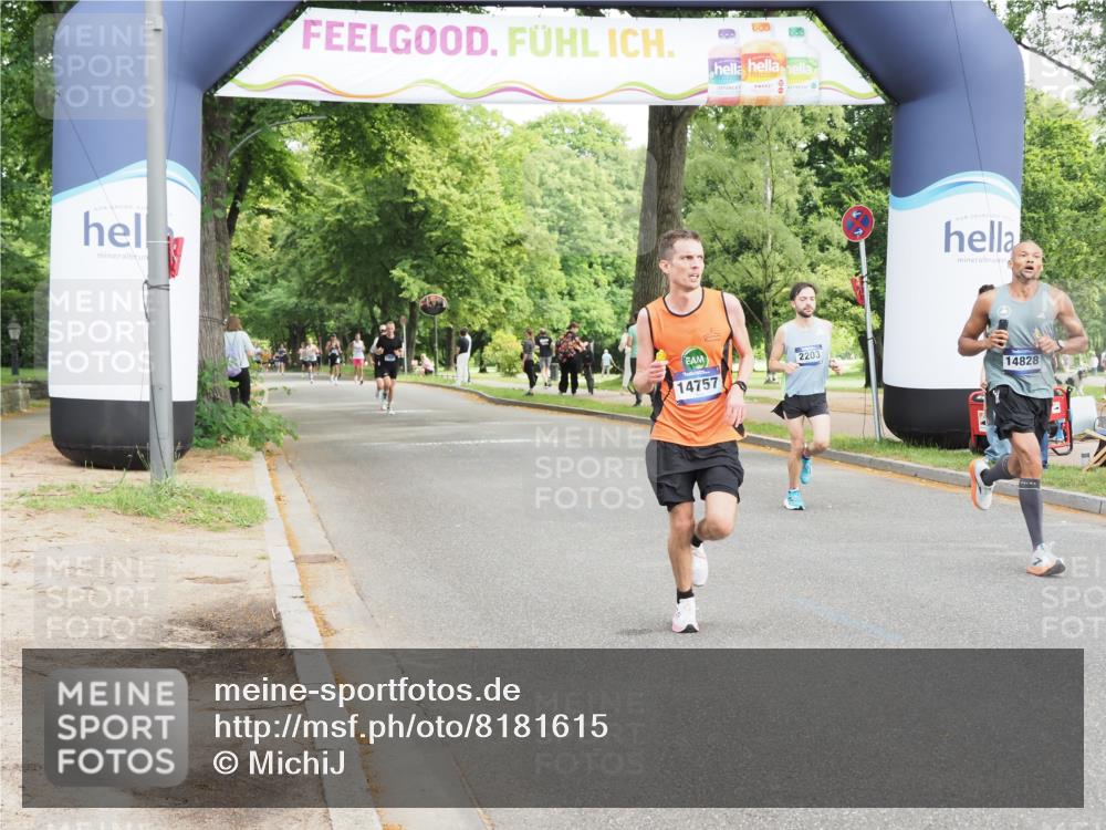 29.06.2025 - hella hamburg halbmarathon MichiJ http://msf.ph/oto/8181615 29.06.2025 10:17:20 Zwischen KM18-KM19 2203, 10848, 14757, 14828, 17893, 18037 meine-sportfotos.de