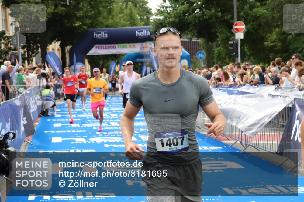 29.06.2025 - hella hamburg halbmarathon Zöllner http://msf.ph/oto/8181695 29.06.2025 10:32:09 Ziel 1407, 1686, 11150, 11370, 15826, 16505, 16736 meine-sportfotos.de