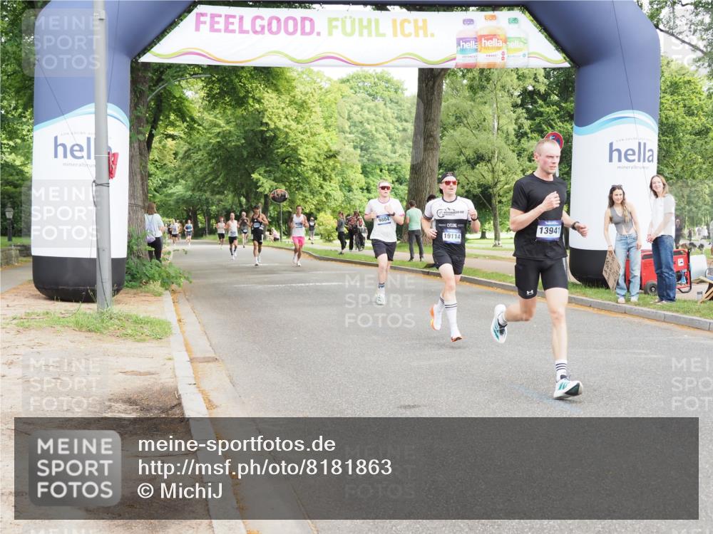 29.06.2025 - hella hamburg halbmarathon MichiJ http://msf.ph/oto/8181863 29.06.2025 10:17:26 Zwischen KM18-KM19 2203, 9804, 13941, 14757, 14828 meine-sportfotos.de