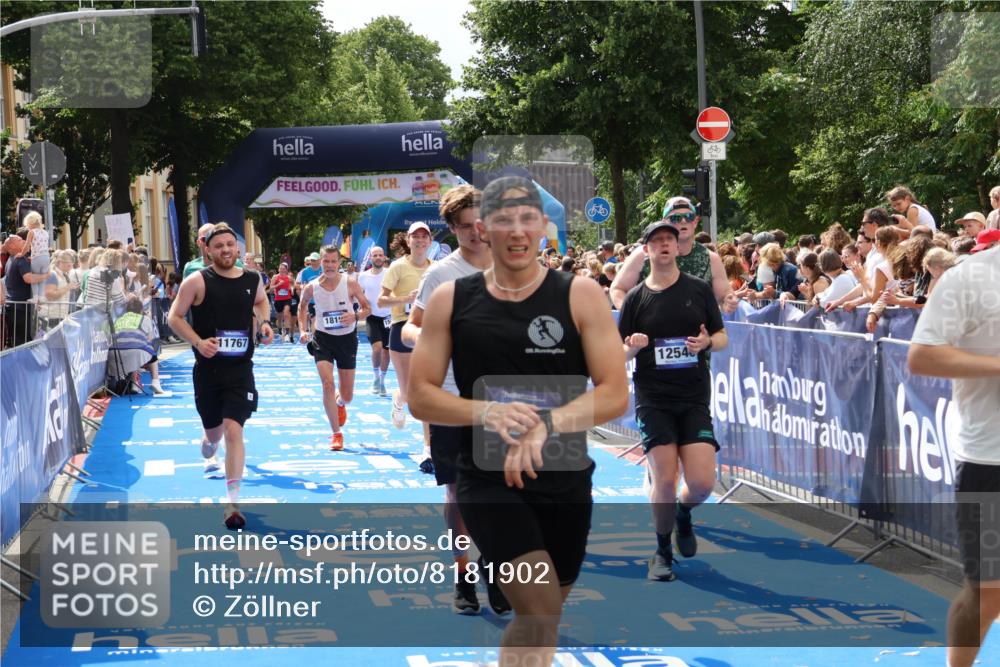 29.06.2025 - hella hamburg halbmarathon Zöllner http://msf.ph/oto/8181902 29.06.2025 10:40:38 Ziel 1912, 4843, 7284, 8966, 10978, 11767, 12365, 12540, 12865, 14820, 15015, 15164, 15542, 17214, 17724, 18192, 18399 meine-sportfotos.de