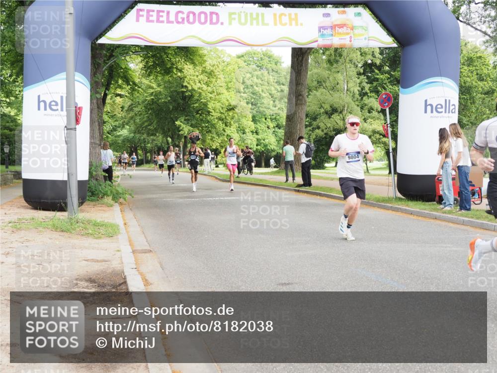 29.06.2025 - hella hamburg halbmarathon MichiJ http://msf.ph/oto/8182038 29.06.2025 10:17:27 Zwischen KM18-KM19 2203, 9804, 13941, 14757, 14828, 19114 meine-sportfotos.de
