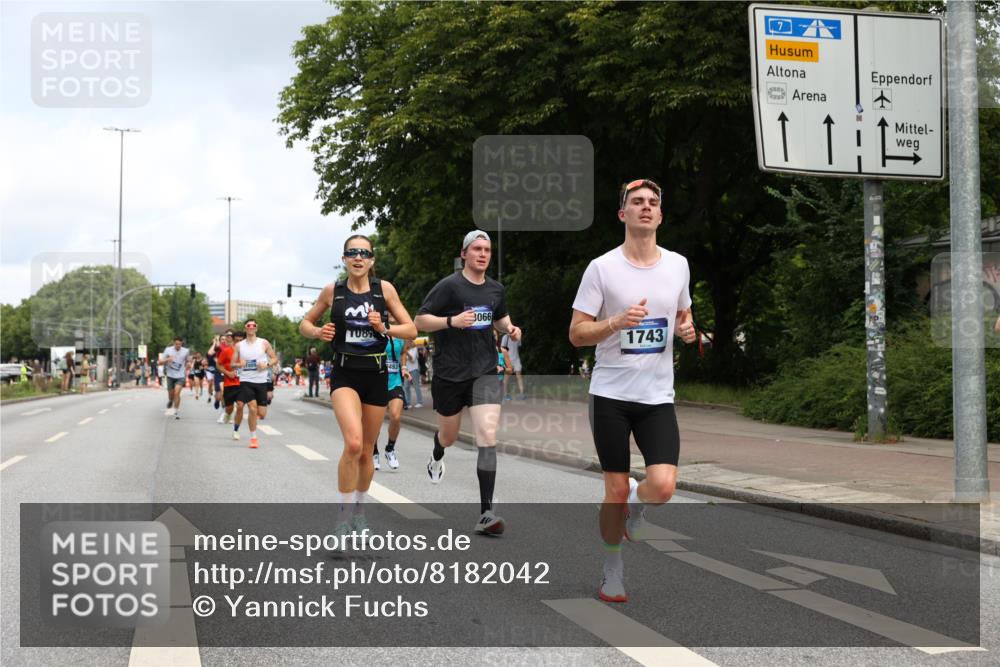 29.06.2025 - hella hamburg halbmarathon Yannick Fuchs http://msf.ph/oto/8182042 29.06.2025 10:28:50 20KM 1080, 1396, 1743, 2228, 2243, 2879, 3005, 6305, 7534, 7901, 8312, 9345, 9376, 10865, 11019, 11227, 12595, 13066, 13493, 13494, 13618, 13771, 14310, 14448, 14549, 15500, 16148, 16243, 16724, 17191, 17489, 17751, 17877, 18099, 18906 meine-sportfotos.de