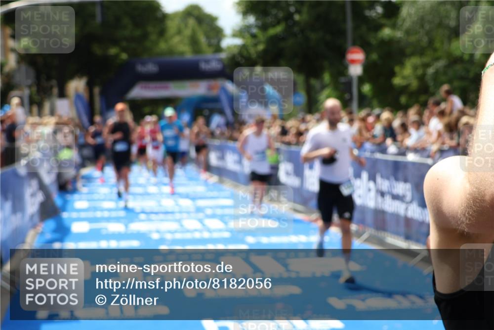 29.06.2025 - hella hamburg halbmarathon Zöllner http://msf.ph/oto/8182056 29.06.2025 10:40:42 Ziel 1912, 2324, 2714, 4843, 7622, 9294, 10900, 12865, 14272, 14820, 15015, 15493, 15542, 16599, 17724, 18399 meine-sportfotos.de