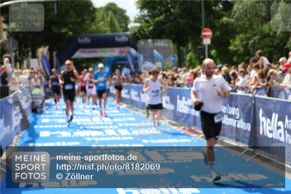 29.06.2025 - hella hamburg halbmarathon Zöllner http://msf.ph/oto/8182069 29.06.2025 10:40:42 Ziel 1912, 2324, 2714, 4843, 7622, 9294, 10900, 12865, 14272, 14820, 15015, 15493, 15542, 16599, 17724, 18399 meine-sportfotos.de