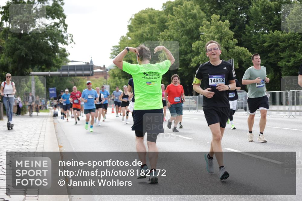 29.06.2025 - hella hamburg halbmarathon Jannik Wohlers http://msf.ph/oto/8182172 29.06.2025 10:23:03 Lombardsbrücke 1048, 1362, 2925, 4391, 4728, 5406, 6502, 7029, 7820, 8716, 10739, 11798, 11879, 12073, 12874, 14265, 14510, 14512, 14821, 15709, 16185, 16251, 17013, 17199, 17207, 17719, 18070, 18071, 18089, 18332, 18402, 18818, 18865 meine-sportfotos.de