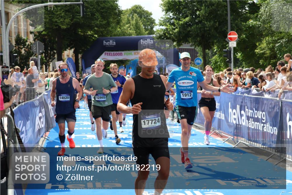 29.06.2025 - hella hamburg halbmarathon Zöllner http://msf.ph/oto/8182219 29.06.2025 10:40:45 Ziel 1882, 1912, 2324, 2714, 2750, 4634, 4843, 4889, 5014, 5026, 5745, 7080, 7622, 8074, 8629, 9294, 10900, 12865, 14092, 14272, 14820, 15351, 15493, 15542, 16201, 16249, 16599, 17486, 17724, 18399 meine-sportfotos.de