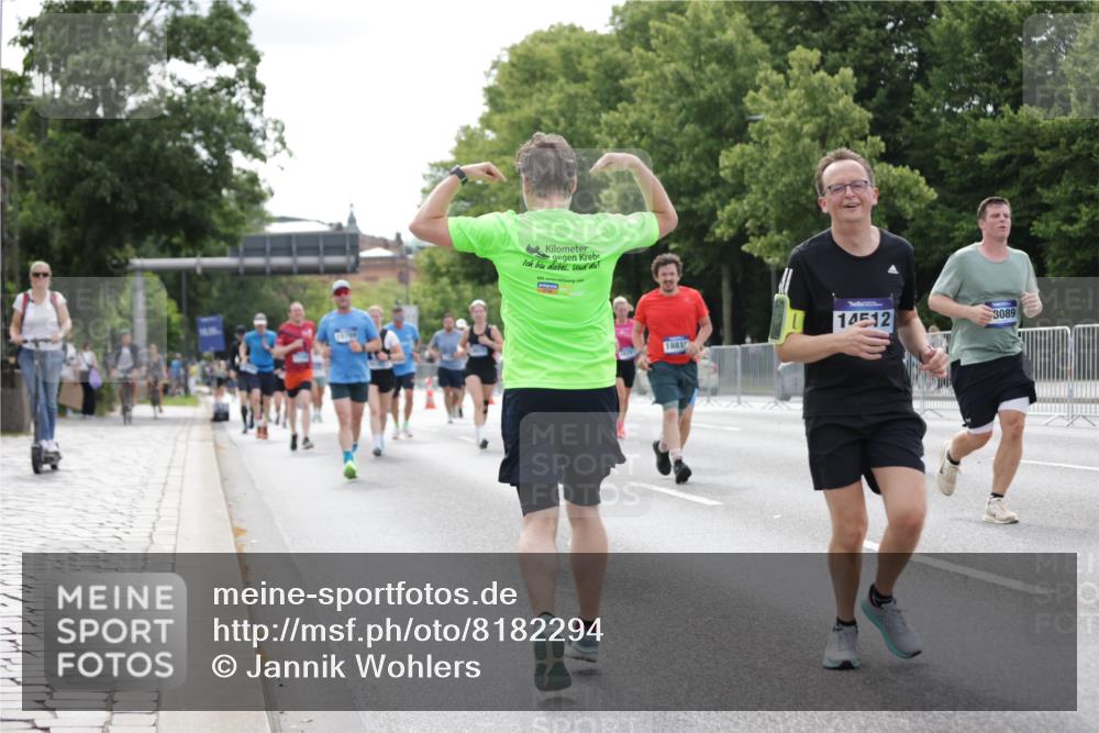 29.06.2025 - hella hamburg halbmarathon Jannik Wohlers http://msf.ph/oto/8182294 29.06.2025 10:23:04 Lombardsbrücke 1048, 1304, 1362, 2925, 4391, 4728, 5406, 6502, 7029, 7820, 10739, 11300, 11798, 11879, 12874, 14265, 14510, 14512, 14821, 15709, 16185, 16251, 17013, 17199, 17207, 17719, 18070, 18071, 18089, 18332, 18402, 18818, 18865 meine-sportfotos.de