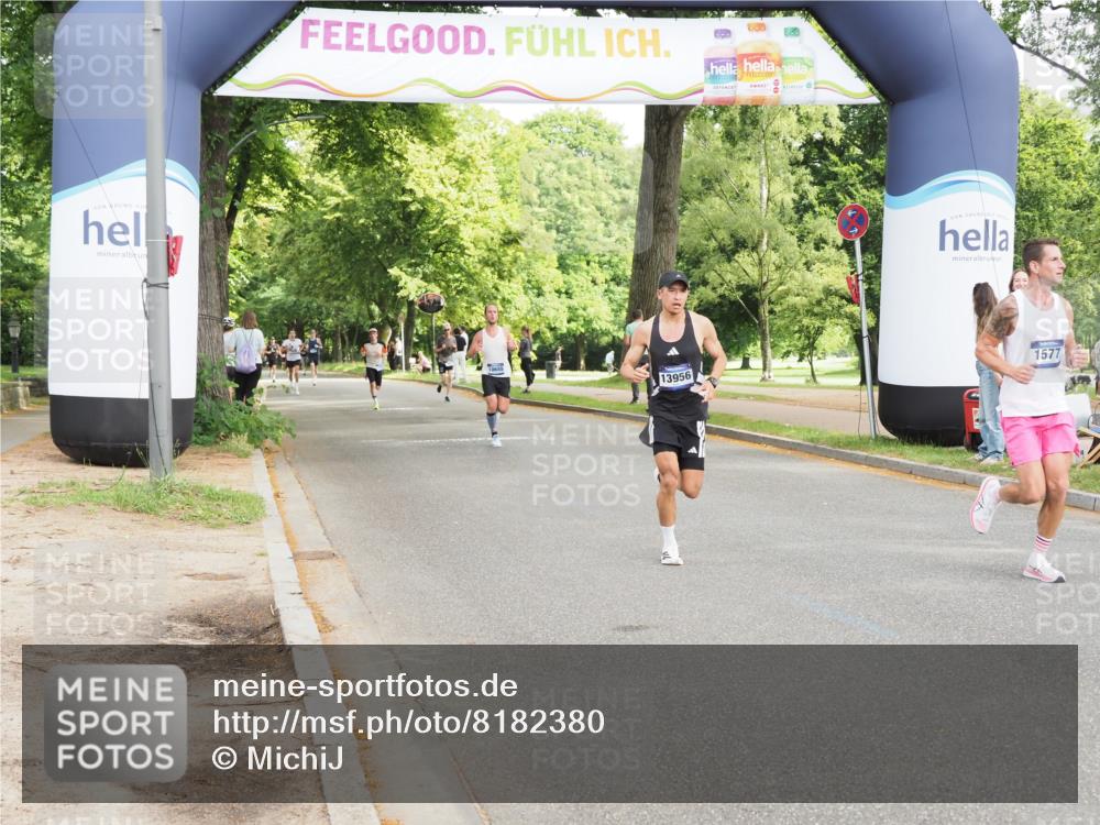 29.06.2025 - hella hamburg halbmarathon MichiJ http://msf.ph/oto/8182380 29.06.2025 10:17:31 Zwischen KM18-KM19 1577, 9804, 13941, 13956, 19114 meine-sportfotos.de