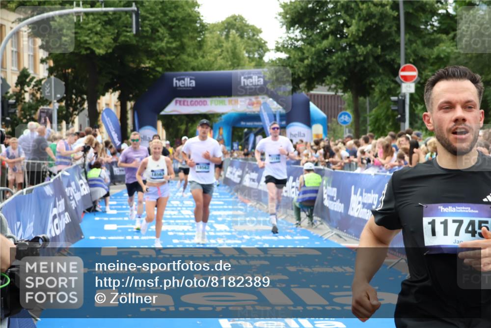 29.06.2025 - hella hamburg halbmarathon Zöllner http://msf.ph/oto/8182389 29.06.2025 10:32:36 Ziel 1707, 11745, 11877, 13199, 14293, 14908, 18135, 18562, 18563 meine-sportfotos.de