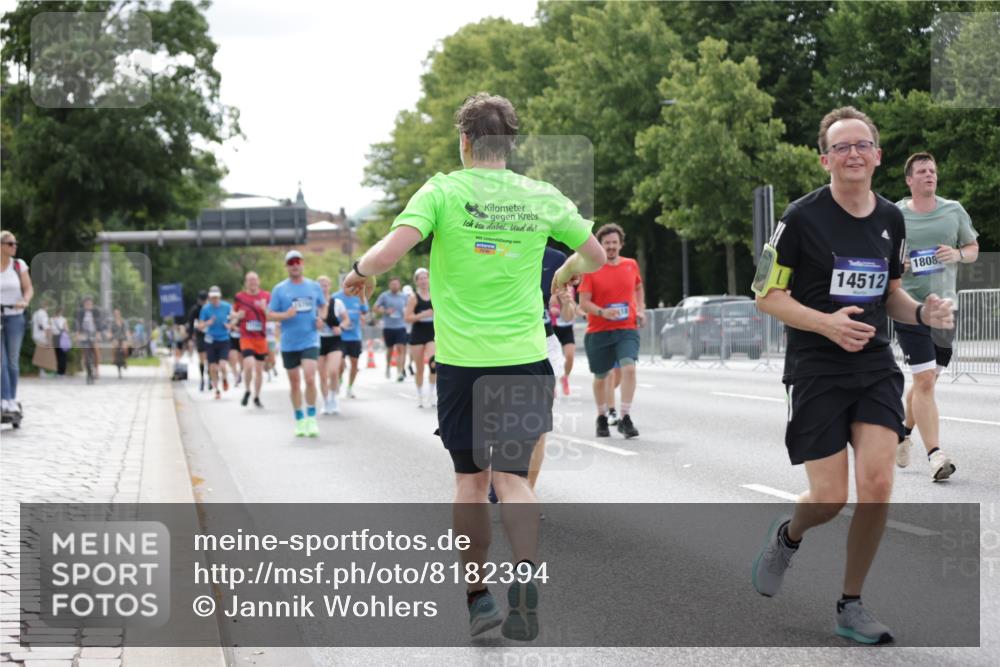 29.06.2025 - hella hamburg halbmarathon Jannik Wohlers http://msf.ph/oto/8182394 29.06.2025 10:23:04 Lombardsbrücke 1048, 1304, 1362, 2925, 4391, 4728, 5406, 6502, 7029, 7820, 10739, 11300, 11798, 11879, 12874, 14265, 14510, 14512, 14821, 15709, 16185, 16251, 17013, 17199, 17207, 17719, 18070, 18071, 18089, 18332, 18402, 18818, 18865 meine-sportfotos.de