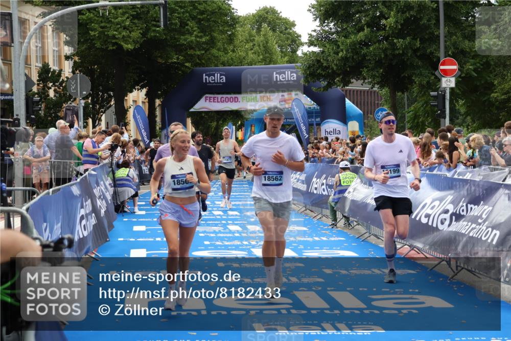 29.06.2025 - hella hamburg halbmarathon Zöllner http://msf.ph/oto/8182433 29.06.2025 10:32:38 Ziel 1707, 1990, 11877, 13199, 14293, 14908, 16619, 18135, 18562, 18563 meine-sportfotos.de
