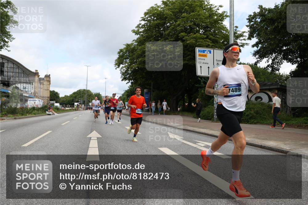 29.06.2025 - hella hamburg halbmarathon Yannick Fuchs http://msf.ph/oto/8182473 29.06.2025 10:28:53 20KM 1080, 1396, 1743, 2228, 2879, 3005, 5550, 6305, 7534, 7901, 8312, 9345, 9376, 10865, 11019, 11227, 12595, 13066, 13493, 13494, 13771, 14448, 14549, 15500, 16148, 16243, 16417, 17191, 17489, 17751, 17877, 18099, 18906 meine-sportfotos.de