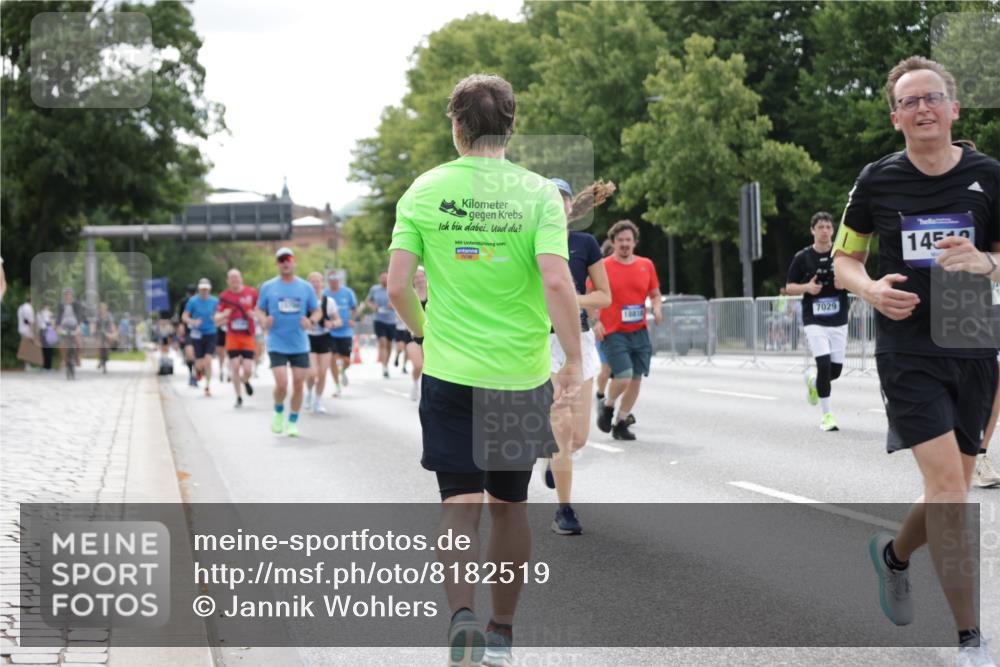 29.06.2025 - hella hamburg halbmarathon Jannik Wohlers http://msf.ph/oto/8182519 29.06.2025 10:23:04 Lombardsbrücke 1048, 1304, 1362, 2925, 4391, 4728, 5406, 6502, 7029, 7820, 10739, 11300, 11798, 11879, 12874, 14265, 14510, 14512, 14821, 15709, 16185, 16251, 17013, 17199, 17207, 17719, 18070, 18071, 18089, 18332, 18402, 18818, 18865 meine-sportfotos.de