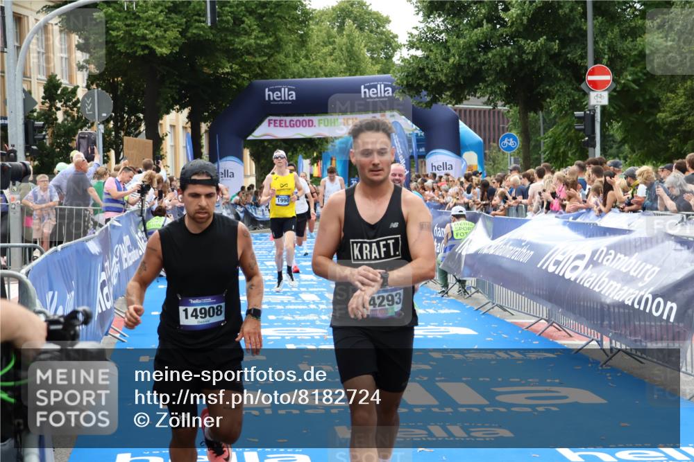 29.06.2025 - hella hamburg halbmarathon Zöllner http://msf.ph/oto/8182724 29.06.2025 10:32:43 Ziel 1990, 7965, 8062, 12987, 13961, 14293, 14908, 16619, 17117, 17151 meine-sportfotos.de
