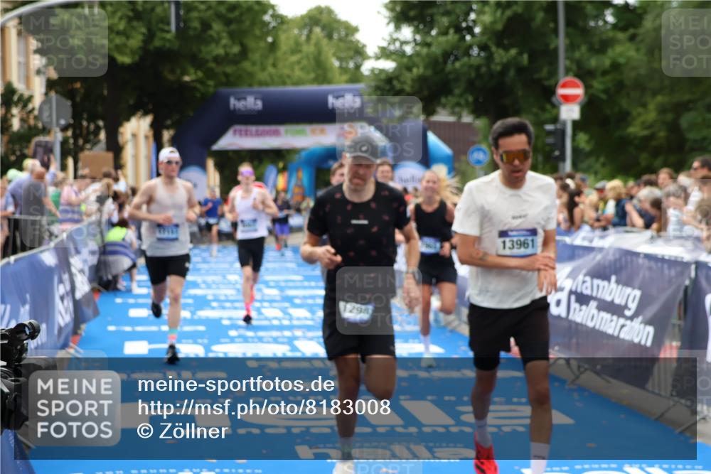 29.06.2025 - hella hamburg halbmarathon Zöllner http://msf.ph/oto/8183008 29.06.2025 10:32:49 Ziel 7965, 8062, 12987, 13686, 13961, 14028, 15054, 16425, 17117, 17151 meine-sportfotos.de