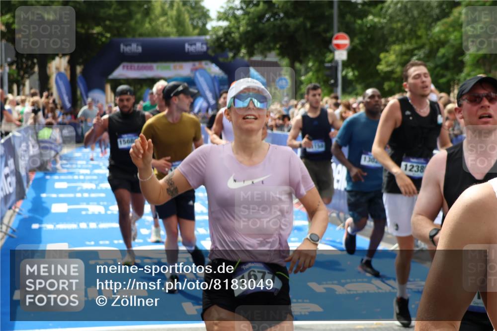29.06.2025 - hella hamburg halbmarathon Zöllner http://msf.ph/oto/8183049 29.06.2025 10:41:03 Ziel 1677, 2949, 6550, 6683, 9358, 9755, 11062, 11922, 12088, 12385, 13029, 13158, 15689, 16347, 17032, 17100, 17620, 17720, 17971 meine-sportfotos.de