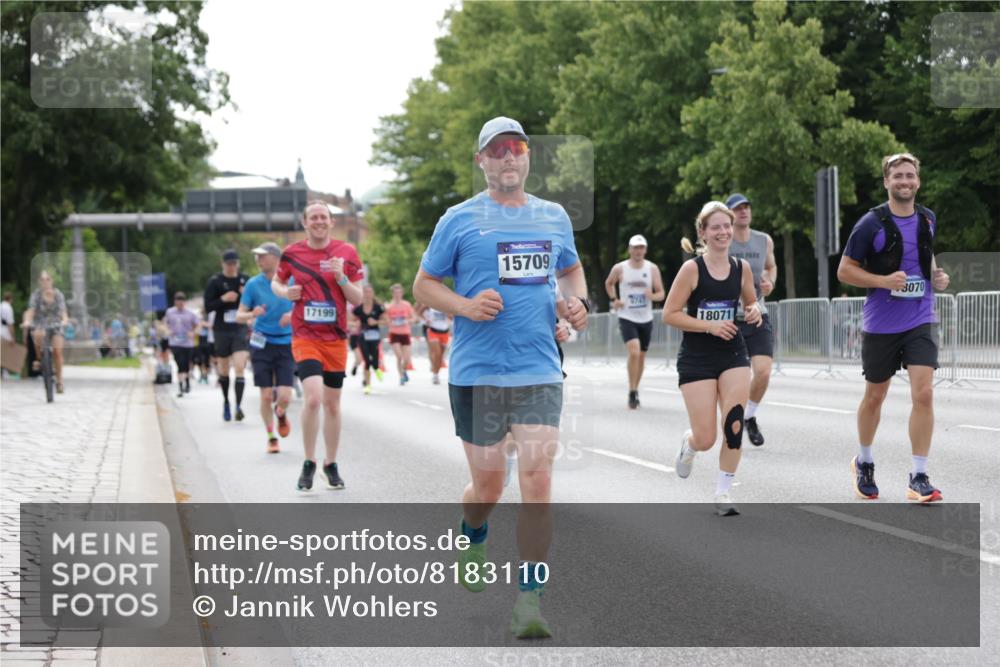 29.06.2025 - hella hamburg halbmarathon Jannik Wohlers http://msf.ph/oto/8183110 29.06.2025 10:23:08 Lombardsbrücke 1048, 1304, 1362, 4391, 4646, 4728, 5160, 5406, 6747, 7029, 7820, 9715, 11300, 11793, 11879, 12874, 14265, 14510, 14512, 15709, 16185, 16251, 16331, 17199, 18070, 18071, 18089, 18332, 18402, 18818, 18865 meine-sportfotos.de