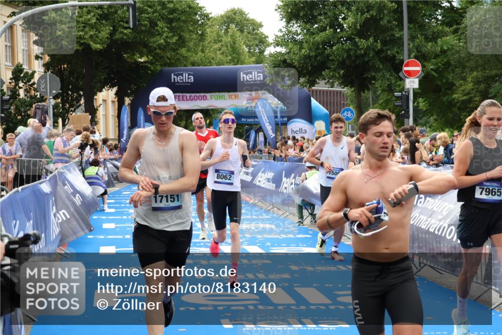 29.06.2025 - hella hamburg halbmarathon Zöllner http://msf.ph/oto/8183140 29.06.2025 10:32:50 Ziel 7965, 8062, 12987, 13686, 14028, 15054, 16425, 17117, 17151, 18687 meine-sportfotos.de