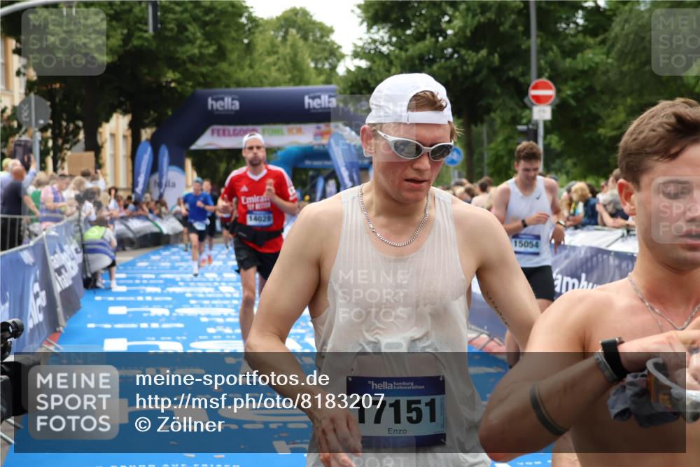 29.06.2025 - hella hamburg halbmarathon Zöllner http://msf.ph/oto/8183207 29.06.2025 10:32:51 Ziel 6358, 7965, 8062, 13686, 14028, 15054, 16425, 17151, 18687 meine-sportfotos.de