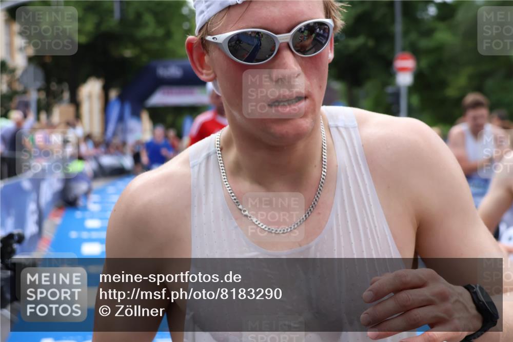 29.06.2025 - hella hamburg halbmarathon Zöllner http://msf.ph/oto/8183290 29.06.2025 10:32:53 Ziel 4749, 6358, 10453, 12290, 13686, 14028, 15054, 16425, 18687, 19059 meine-sportfotos.de