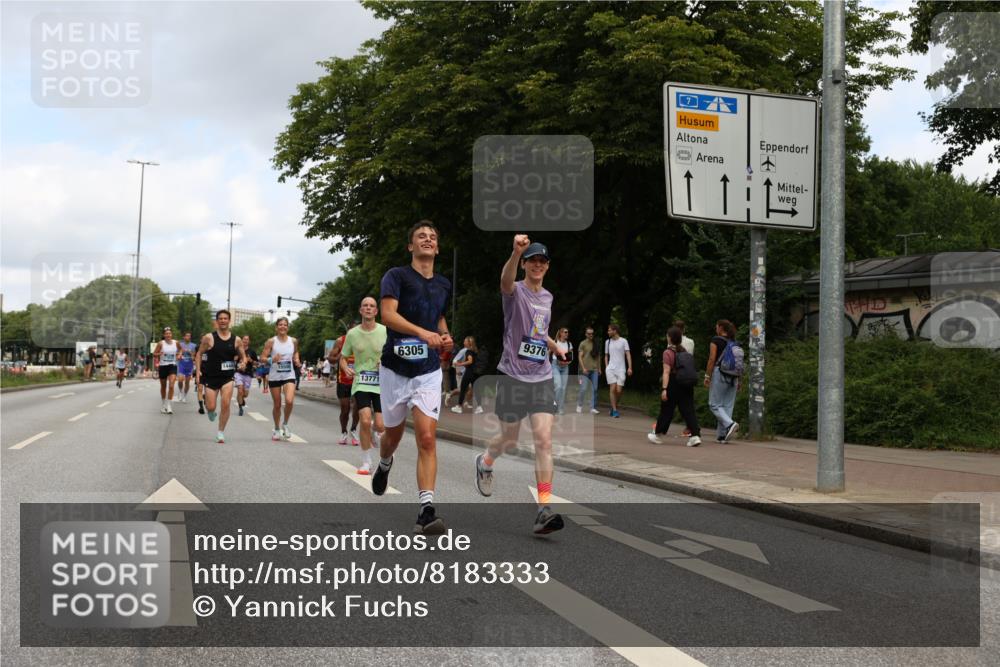 29.06.2025 - hella hamburg halbmarathon Yannick Fuchs http://msf.ph/oto/8183333 29.06.2025 10:28:58 20KM 1080, 1743, 2228, 2879, 3005, 5550, 6305, 7534, 7884, 7901, 9345, 9376, 9519, 10865, 11019, 11202, 13066, 13493, 13494, 13771, 14448, 14549, 15500, 15902, 16148, 16243, 16417, 17489, 17751, 17877, 18026, 18099, 18906 meine-sportfotos.de