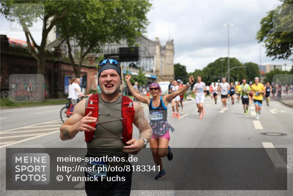 29.06.2025 - hella hamburg halbmarathon Yannick Fuchs http://msf.ph/oto/8183341 29.06.2025 10:43:20 20KM 1094, 1342, 1381, 1452, 1476, 2260, 2592, 2596, 2706, 2889, 3060, 3985, 4183, 4185, 4847, 4890, 5705, 6158, 7067, 7297, 8112, 8302, 8821, 9038, 9126, 9213, 9649, 9661, 9695, 10053, 10184, 10859, 10860, 11340, 11519, 11579, 11679, 11779, 11977, 12094, 12421, 12533, 13009, 13183, 13233, 13269, 13450, 13688, 15384, 15422, 15857, 15894, 16114, 16369, 16592, 16627, 17173, 17632, 18598, 18842, 18873, 18887 meine-sportfotos.de