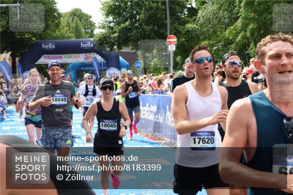 29.06.2025 - hella hamburg halbmarathon Zöllner http://msf.ph/oto/8183399 29.06.2025 10:41:12 Ziel 1136, 2568, 3332, 3618, 4205, 4380, 4871, 5709, 8122, 9358, 9659, 9815, 10375, 12895, 13268, 17100, 17620, 17834, 18045, 18049 meine-sportfotos.de