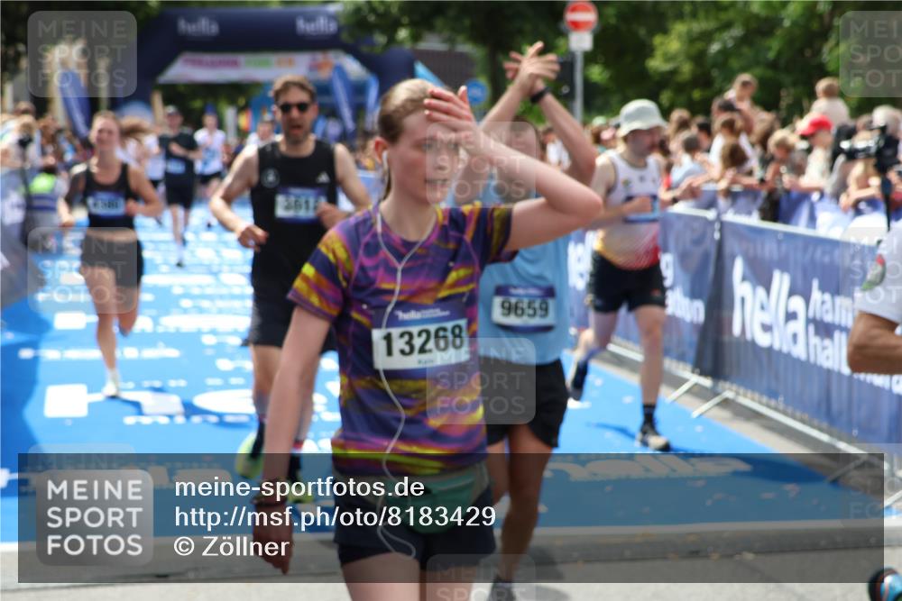 29.06.2025 - hella hamburg halbmarathon Zöllner http://msf.ph/oto/8183429 29.06.2025 10:41:15 Ziel 1136, 3332, 3618, 4205, 4380, 5387, 5709, 6901, 8122, 9659, 9711, 9815, 10375, 12434, 12895, 17834 meine-sportfotos.de